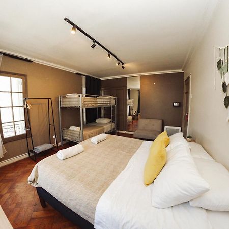 Yogi Hostel Santiago Eksteriør bilde