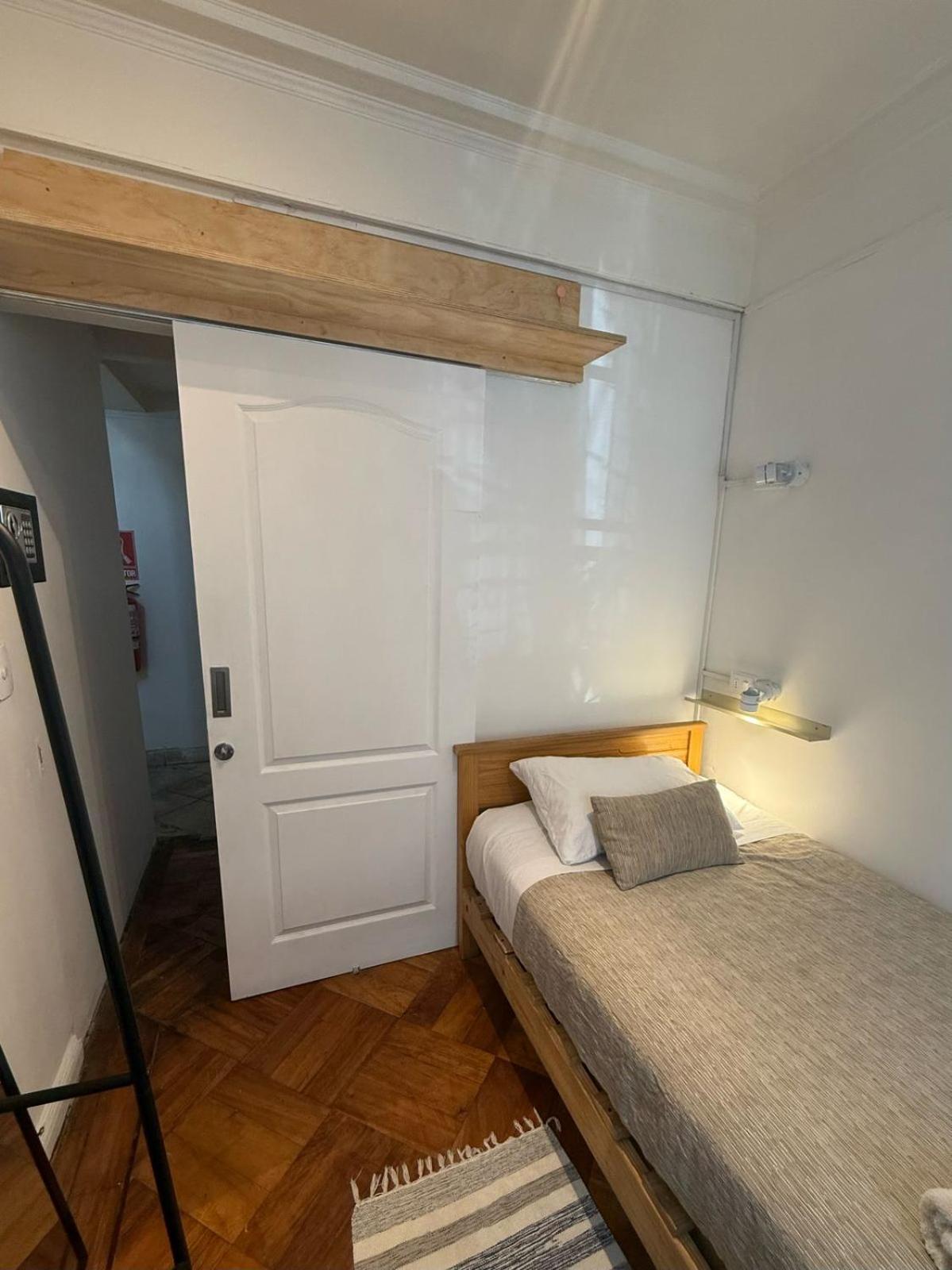 Yogi Hostel Santiago Eksteriør bilde